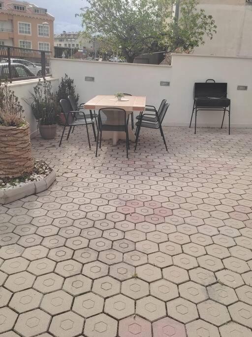 Apartment Dora-100M From The Central Beach ماكارسكا المظهر الخارجي الصورة