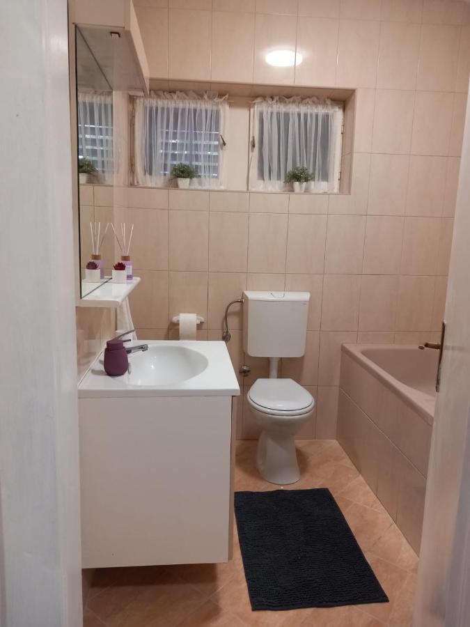 Apartment Dora-100M From The Central Beach ماكارسكا المظهر الخارجي الصورة